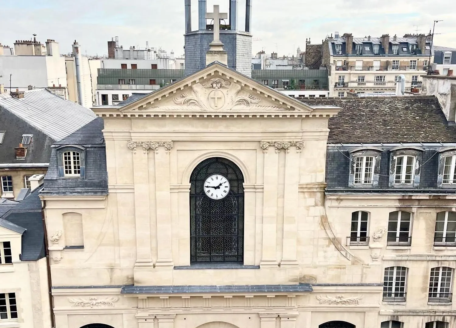 La Vue Du Marais Paris